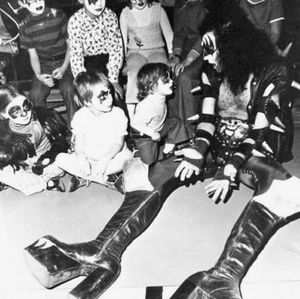 Meet your Posher, Whitney